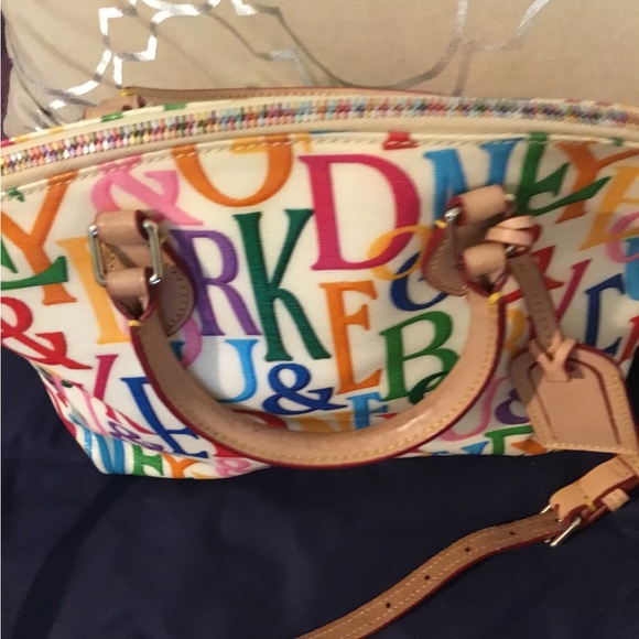 Vintage Dooney and Bourke Scribble Shoulder Bag - Picture 4 of 15